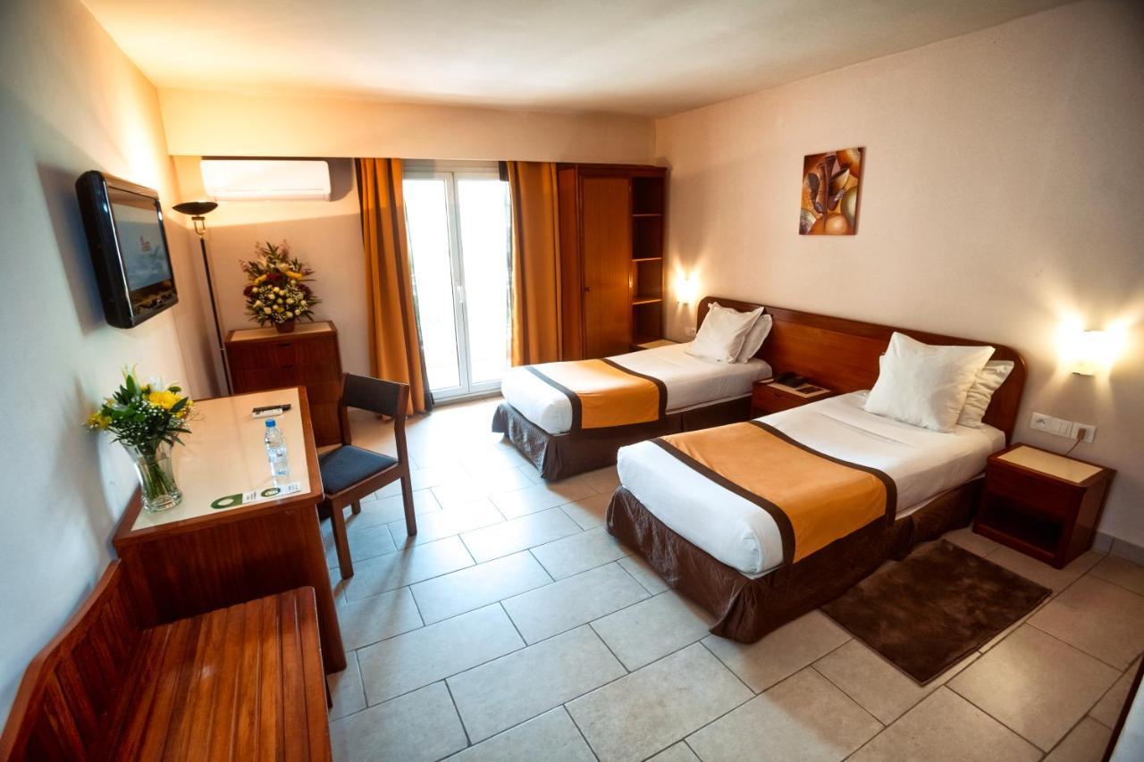 Hotel Café de Rome Dakar Esterno foto
