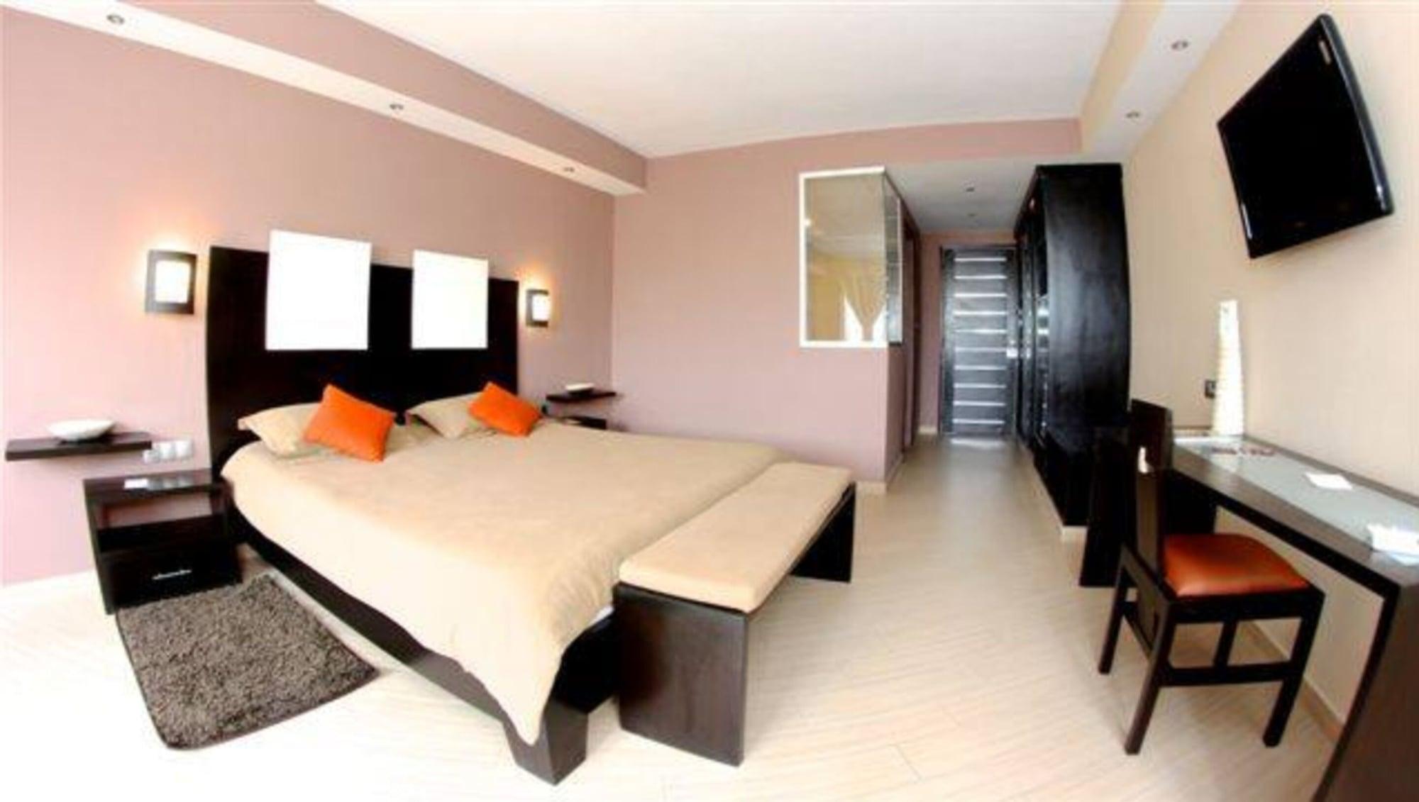Hotel Café de Rome Dakar Esterno foto