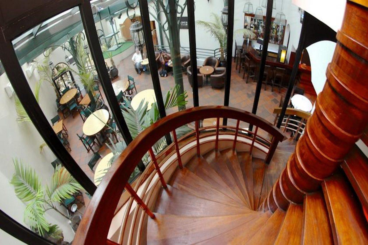 Hotel Café de Rome Dakar Esterno foto